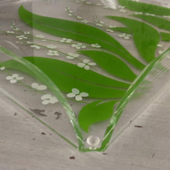 Vintage Acrylic Lucite Floral Nature Leaves Tray with Handles. Stotters 1980’s - Picture 5 of 11